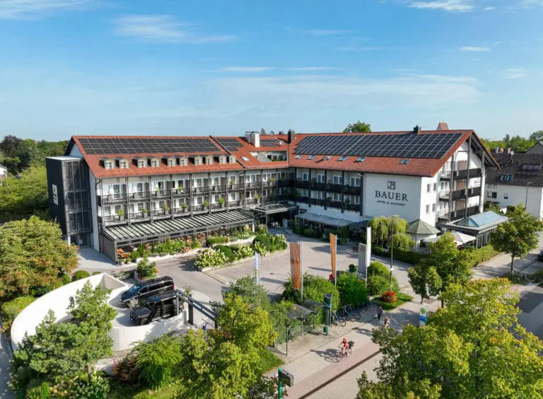 Bauer Hotel & Gasthof