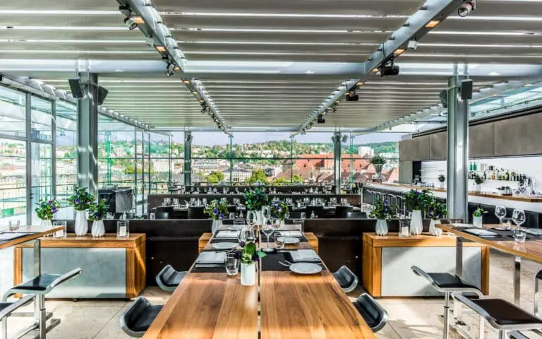 CUBE Restaurant