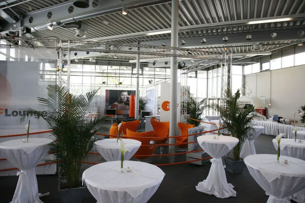 Hanns-Martin-Schleyer-Halle (Hallenduo im NeckarPark)