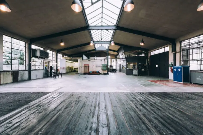 Garage 229