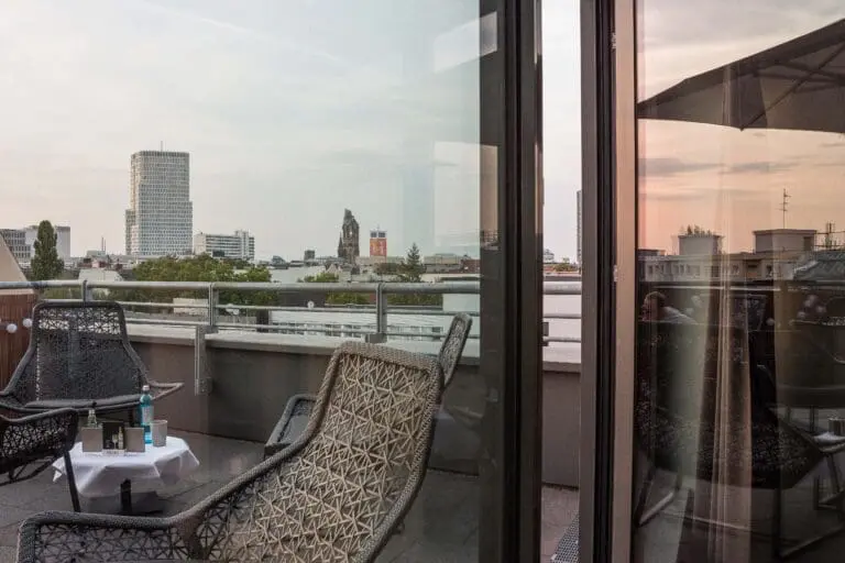 Porto Sky Lounge im SANA Berlin Hotel