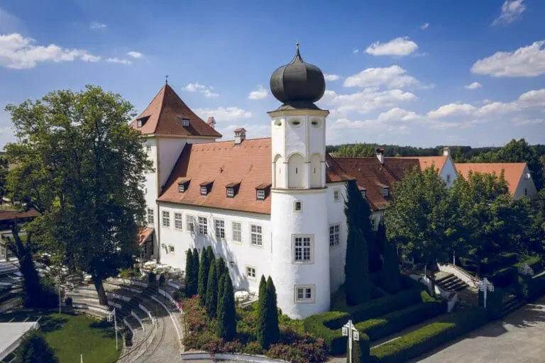 Schlosshotel Neufahrn