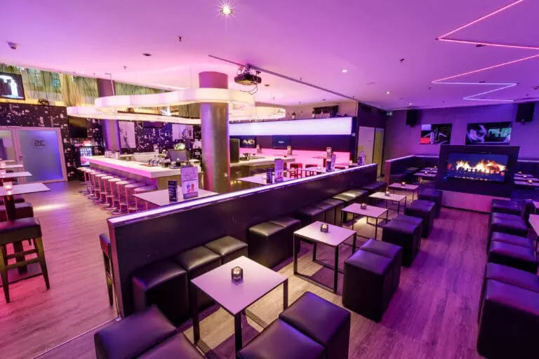 Quentin´s Fun & Kitchen Lounge