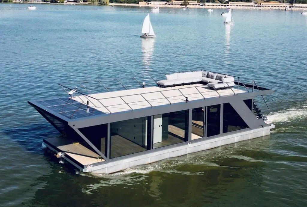 La Moule Yacht + Marina