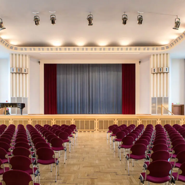 Hyzet Kultur- und Kongresszentrum