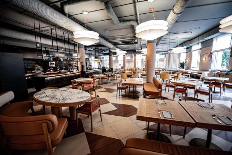 Restaurant MONA