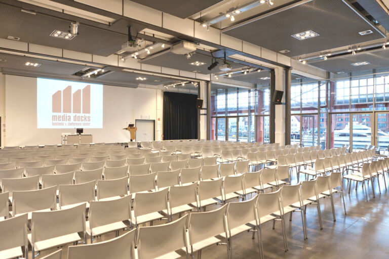 media docks // business & conference center