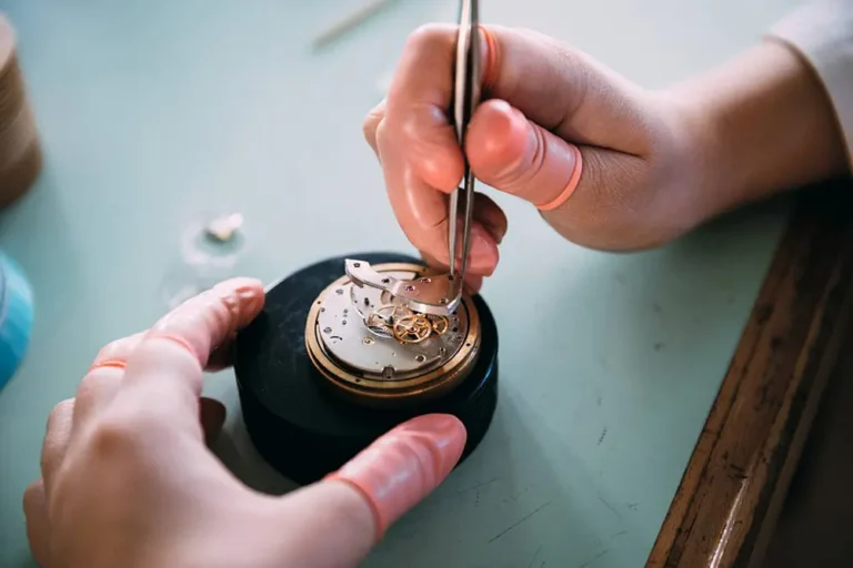 Uhrenhandwerk & Workshop