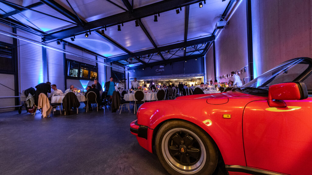 Classic Car Lounge