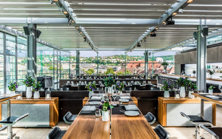 CUBE Restaurant