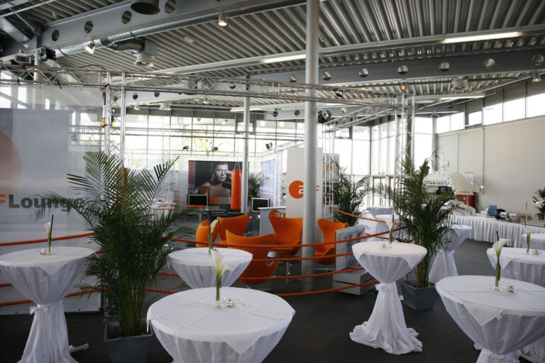 Hanns-Martin-Schleyer-Halle (Hallenduo im NeckarPark)