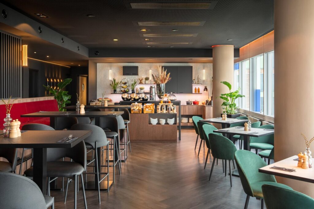 MIA Restobar